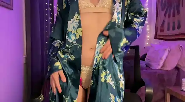 leahsparkles online show from March 2025 03:52:02 AM