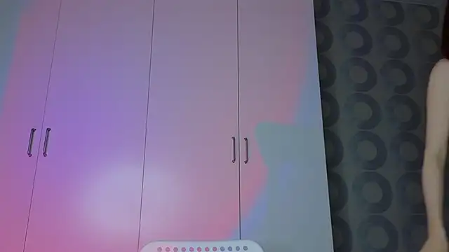 Cuteroxyfoxy online show from January 2025 09:18:01 AM