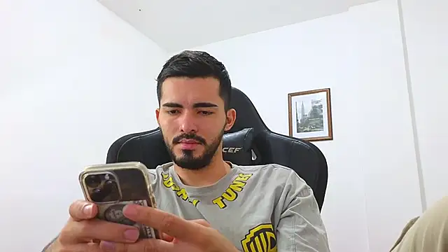 Massimoo 07 online show from December 2024 08:04:02 PM