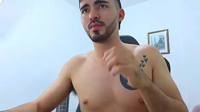 Massimoo 07 online show from January 2025 04:55:01 AM