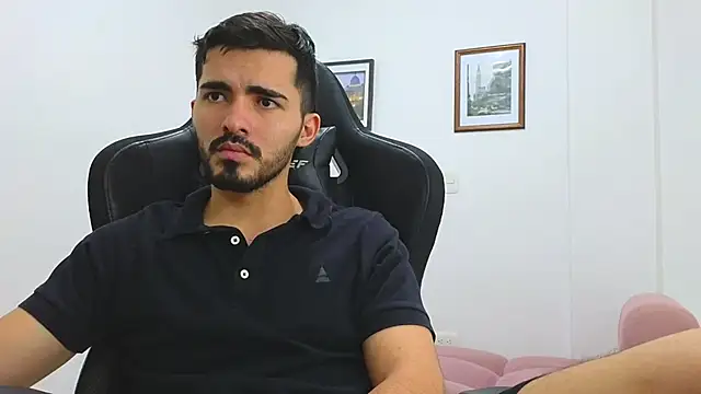 Massimoo 07 online show from January 2025 11:27:01 PM