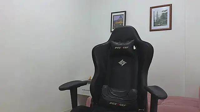 Massimoo 07 online show from January 2025 09:45:01 PM