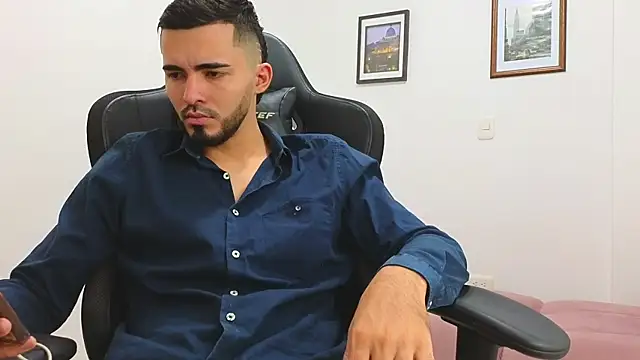 Massimoo 07 online show from January 2025 07:28:01 PM