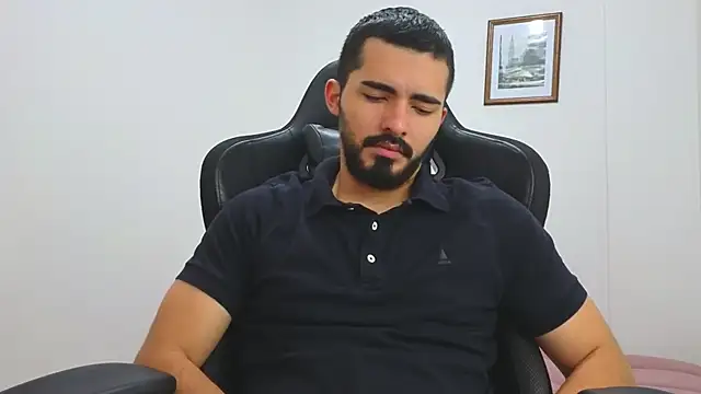 Massimoo 07 online show from March 2025 06:47:01 PM