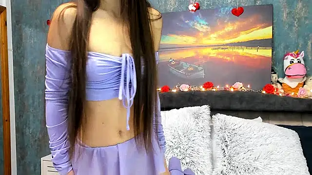 EmaLowe online show from February 2025 04:35:01 AM