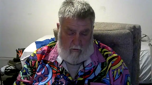Snapshot of viejo_oso chatting on March 2026 03:44:01 AM viejo oso online show from March 2026 03:44:01 AM