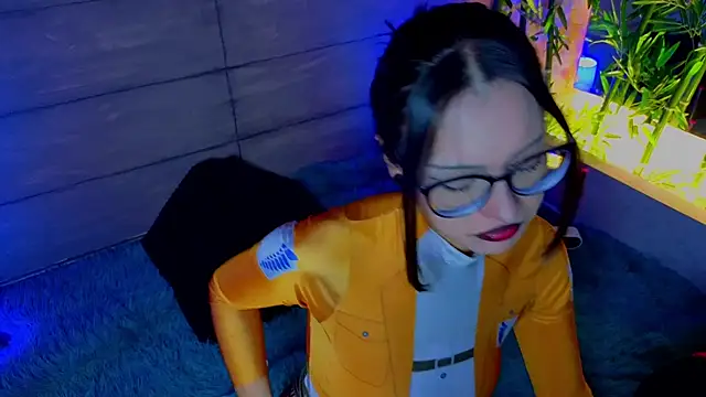 Abbydreams  online show from November 2025 07:46:02 PM