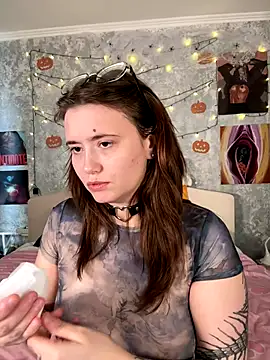 Sabrina shells online show from October 2025 10:38:02 AM