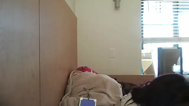 Snapshot of Dnasty408 chatting on November 2025 03:22:01 PM Dnasty408 online show from November 2025 03:22:01 PM