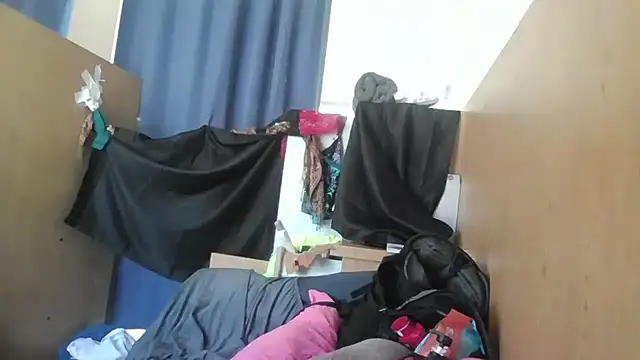 Snapshot of Dnasty408 chatting on November 2025 08:21:01 PM Dnasty408 online show from November 2025 08:21:01 PM