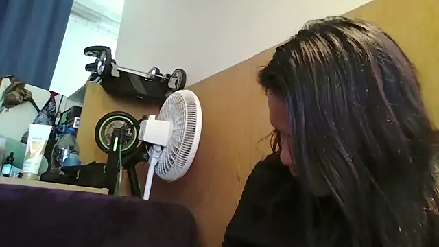 Snapshot of Dnasty408 chatting on February 2026 09:42:01 PM Dnasty408 online show from February 2026 09:42:01 PM