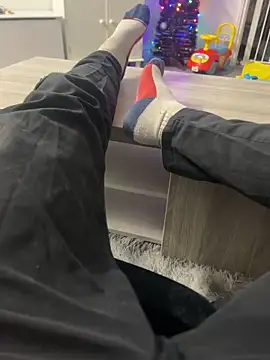 scottttyysc online show from December 2024 04:06:01 PM