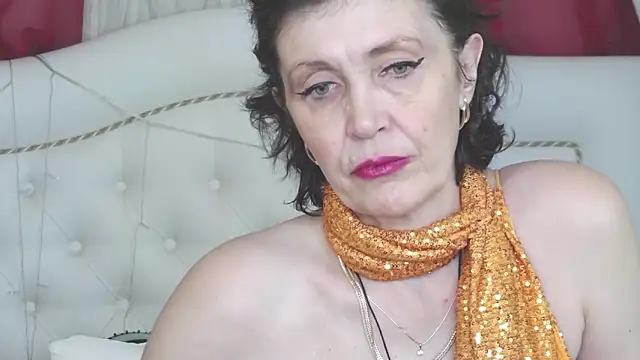 SilviaHart online show from December 2025 06:52:01 AM