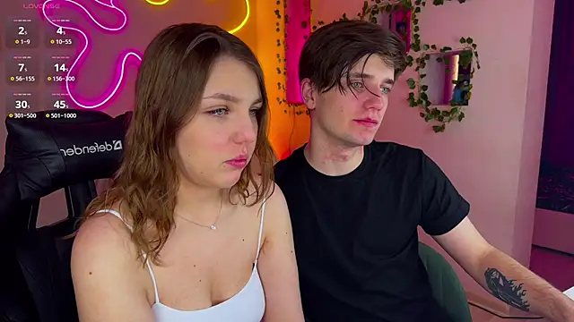 RobertAndLinela online show from February 2025 10:26:01 AM