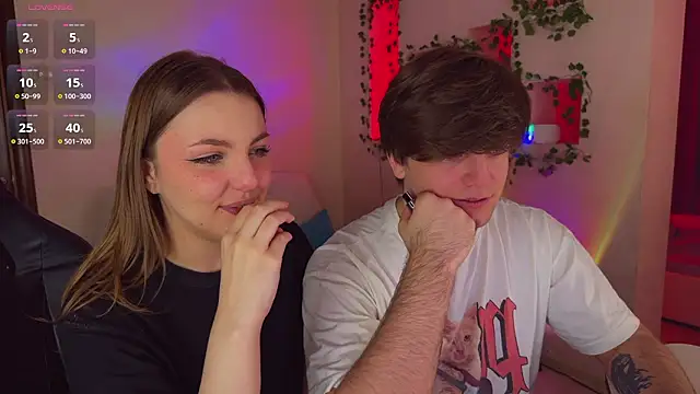 RobertAndLinela online show from March 2026 04:47:01 PM