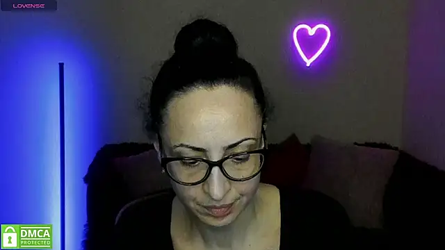 Arianasweety23 online show from March 2025 06:23:02 PM