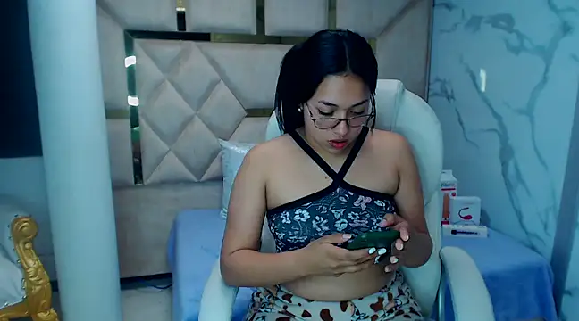 IsabellRodriguez18 online show from March 2025 08:00:01 AM