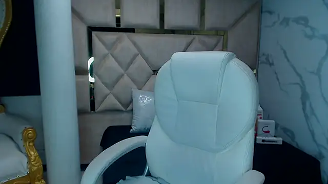 IsabellRodriguez18 online show from March 2025 11:36:02 AM