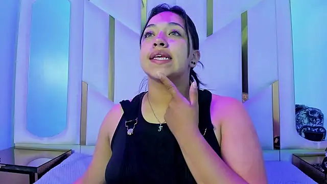 IsabellRodriguez18 online show from April 2026 04:04:02 AM