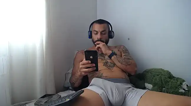 callme douglas online show from February 2025 03:57:02 PM