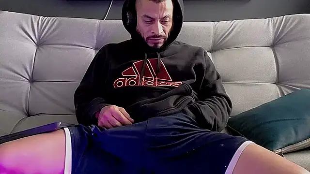 callme douglas online show from September 2025 04:19:01 PM