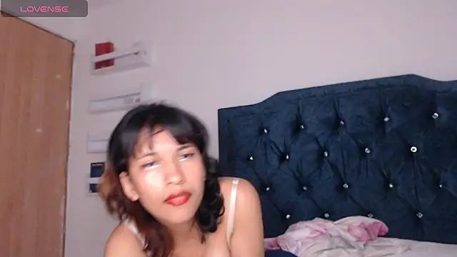 Snapshot of mari_heart chatting on March 2025 03:55:02 AM mari heart online show from March 2025 03:55:02 AM