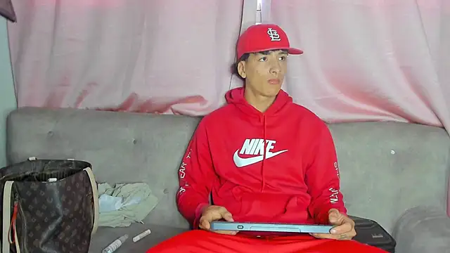 two milkyway online show from January 2025 12:52:01 PM