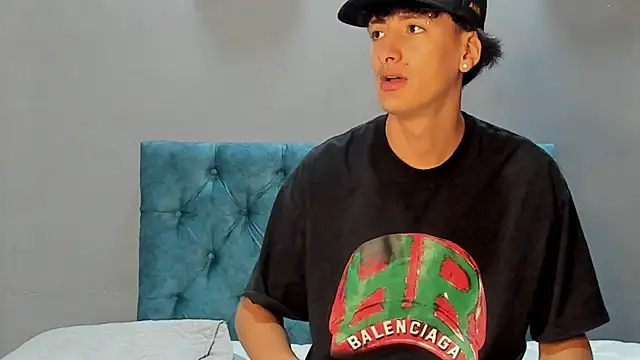 two milkyway online show from January 2025 12:05:02 PM