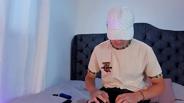 two milkyway online show from March 2026 12:11:01 PM