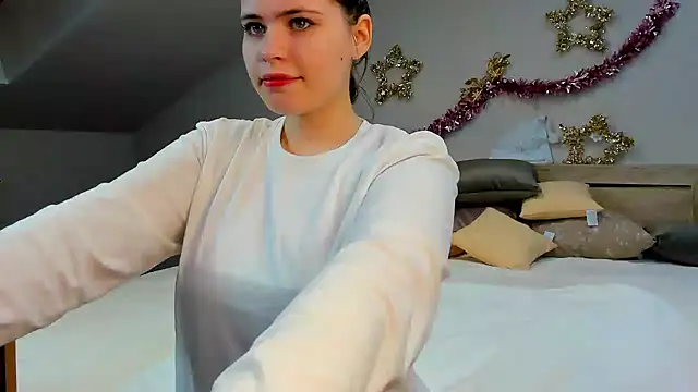 EricaElliott online show from January 2025 02:11:01 AM