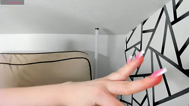 EricaElliott online show from February 2025 01:11:01 PM