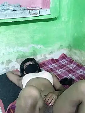 Snapshot of Coupleshow47 chatting on September 2025 10:32:02 PM Coupleshow47 online show from September 2025 10:32:02 PM