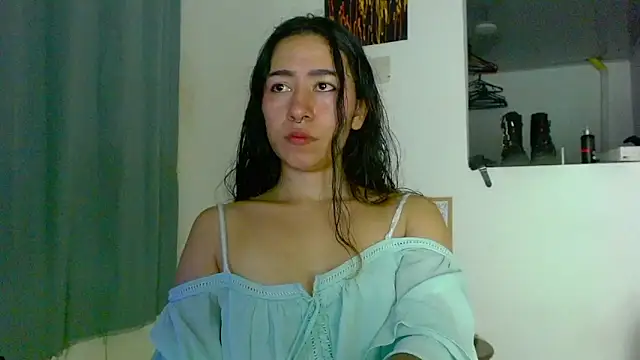 Snapshot of Maam_Ine chatting on June 2026 01:07:02 AM Maam Ine online show from June 2026 01:07:02 AM