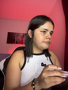 pretty angela1 online show from November 2025 05:40:02 AM