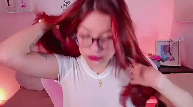 EmiF26 online show from January 2025 01:15:01 AM