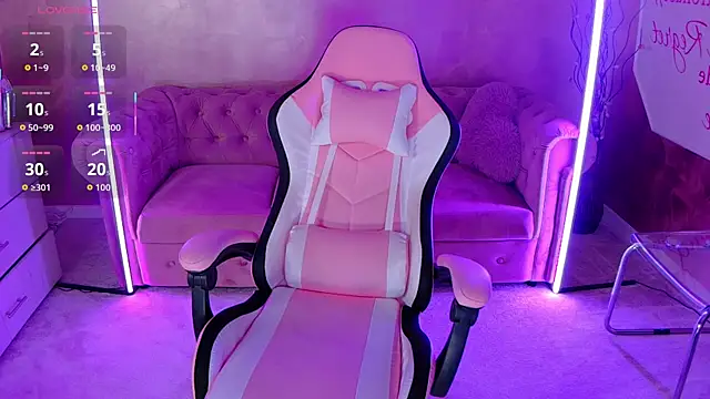 evanew  online show from October 2025 05:11:02 PM