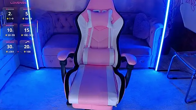 evanew  online show from October 2025 04:58:01 PM