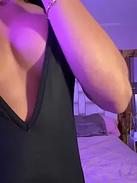 Karol Towers online show from March 2025 02:46:02 AM