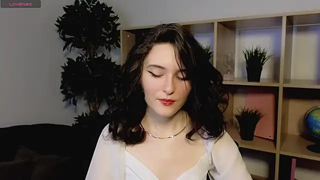 niki cutes online show from January 2025 01:11:01 AM