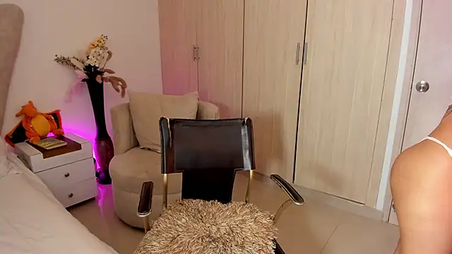 rachaeldeckard   online show from October 2025 03:05:02 AM