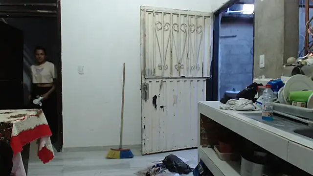 Coral0403 online show from March 2025 11:05:01 PM