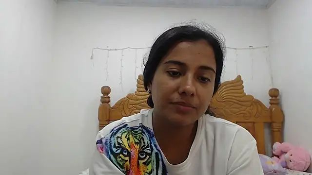 Coral0403 online show from March 2025 02:15:01 AM