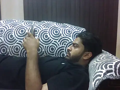 indihotguy online show from October 2025 10:46:02 AM