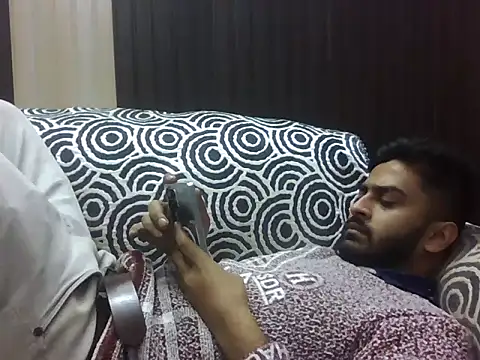 Snapshot of indihotguy chatting on February 2026 12:31:01 PM indihotguy online show from February 2026 12:31:01 PM