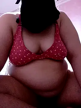 Snapshot of Botina-68 chatting on January 2025 11:32:02 PM Botina-68 online show from January 2025 11:32:02 PM