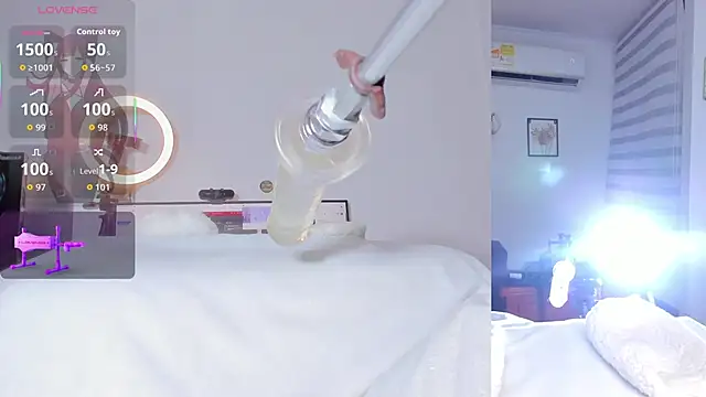 Maria Jones  online show from October 2025 01:27:01 AM