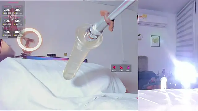 Maria Jones  online show from November 2025 03:29:02 AM