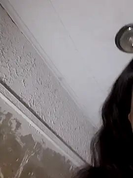 Queen-BD online show from September 2025 12:48:02 AM