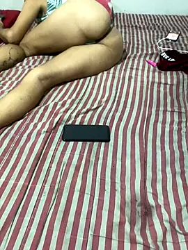 casalhot2533 online show from November 2025 04:11:02 PM