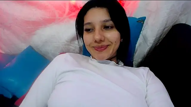 Snapshot of emmariders2 chatting on January 2025 02:03:02 PM emmariders2 online show from January 2025 02:03:02 PM